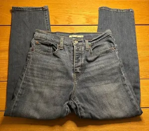 Levi’s wedgie straight jeans 28 button fly thumbnail 1