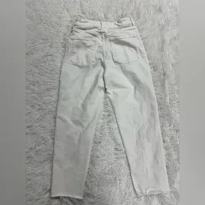 h&m white high waisted jeans thumbnail 3