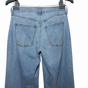 Old Navy Women's High Rise Wow Wide Leg Jeans Sz 2 Stretch Light Wash Minimalist thumbnail 4