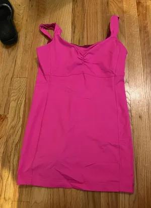 Lululemon Tank thumbnail 1