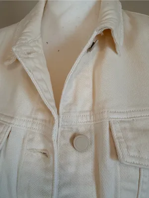 NWT Good American Soft Denim Jacket in Cloud White size medium thumbnail 4