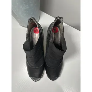 Adrienne Vittadini Black Leather Peep Toe Stiletto Booties Heels Size‎ 6M thumbnail 5