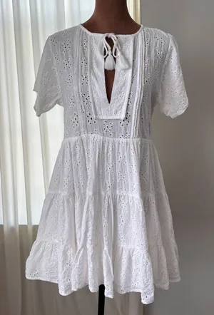Olivaceous Eyelet‎ Sundress S White Cottagecore Summer Beachy Coquette Preppy thumbnail 1
