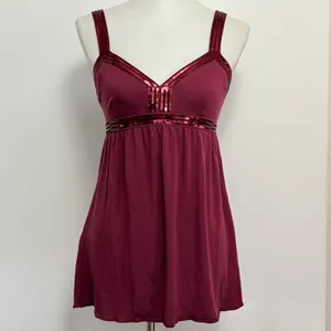 Express Camisole Medium Burgundy Sequin Empire Waist Babydoll Tank Top thumbnail 2