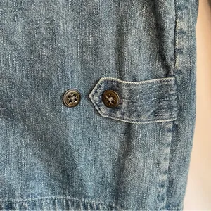 Christopher & Banks Denim Shirt Women’s M Snow Days Snowman Snowflake Embroidery thumbnail 10