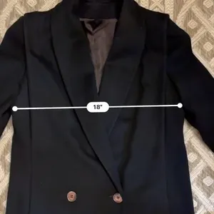 Jules Miller Black Oversize Wool Vintage 1980's Coat, Big Shoulders, S/M. thumbnail 6