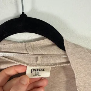 Pact Airplane Wrap Cardigan Wheat Heather Organic Cotton Travel Casual Women M/L thumbnail 4