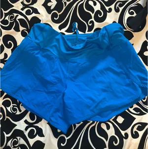 Lululemon Speed Shorts 2.5" thumbnail 2