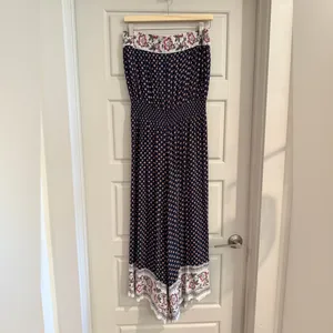 Chelsea & Violet‎ Boho Strapless Jumpsuit MEDIUM thumbnail 2