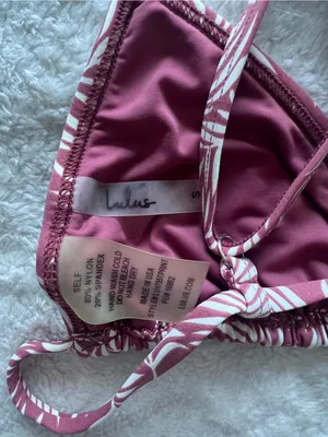 Dippin Daisy’s Leaf Print Triangle Bikini Set thumbnail 7