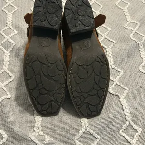 Born Brown Ankle Booties with Buckle Size 8 thumbnail 9