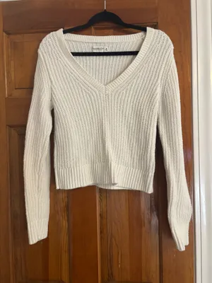 Abercrombie & Fitch White V-Neck Ribbed Sweater thumbnail 1