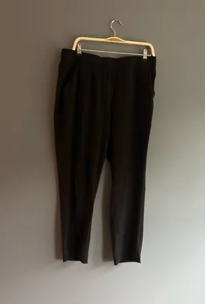 Eddie Bauer Large Pants thumbnail 1