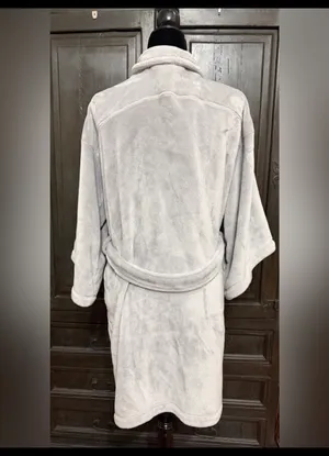 Stars Above Gray Plush super soft Robe - Size M/L. Plush Fleece Robe, featuring a shawl collar, two front pockets, and a matching waist tie belt. Gently warn & excellent condition. Measurements approximately 24” from armpit to armpit x 37 long. Smoke free home. Priced at as is condition. Don’t like my price make a reasonable offer. thumbnail 2