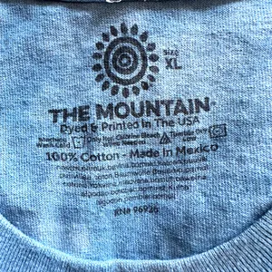 Vintage Y2K 2000's The Mountain XL graphic t-shirt kitten denim overalls pocket thumbnail 2