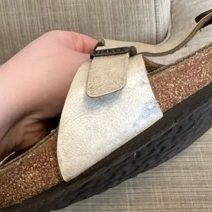 Birkenstock Gizeh in Light Gold Size 38 (US Size 7-7.5) thumbnail 6