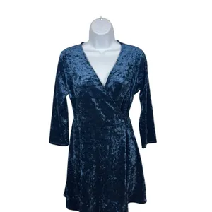 Lulus Women’s Blue Crushed Velvet Wrap Dress Size L Fit & Flare Holiday Party thumbnail 4