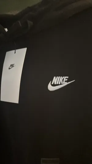 Black Nike Hoodie Women’s thumbnail 5