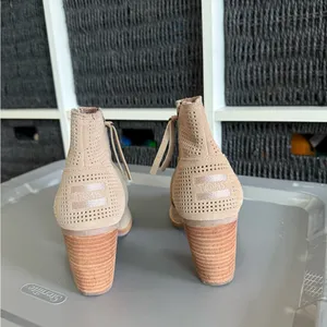 Toms Beige Perforated Ankle Booties thumbnail 4