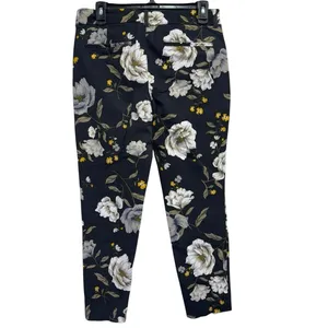Old Navy Pixie Pant Floral Ankle Pants Women 10‎ Mid Rise Stretch Slim Workwear thumbnail 2