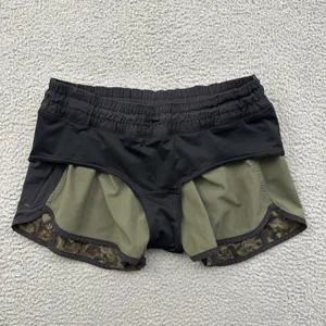Lululemon Tracker Shorts Low Rise 4" Green Camo Athletic Athleisure Women's 8 thumbnail 4