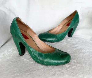 Miz Mooz Green Sunset Pumps Heels 6 Retro Round Toe Curved Heel Detailing thumbnail 1