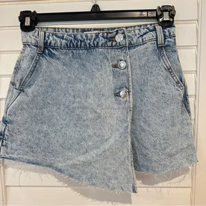 Zara Denim Skort Sz XS Cutoff Jean Shorts Acid Wash thumbnail 1