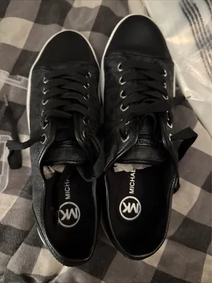 Michael Kors Shoes Women’s thumbnail 1