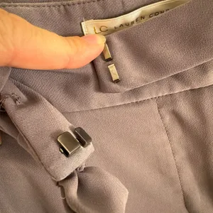 LC Lauren Conrad Lightweight Mauve Ankle‎ Fit Mid Rise Bow Belt Pants Size 6 thumbnail 4