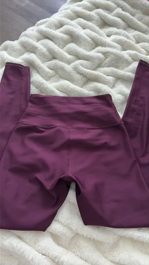Alo Yoga Leggings High-Waisted Airlift thumbnail 6