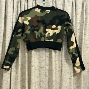 Puma Camo Wild Pack T7 Cropped Crew Pullover  thumbnail 7
