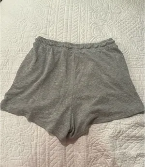 H&M Sweatshorts thumbnail 2