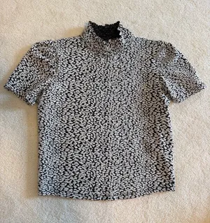 Zara Black & White Leopard Textured, Patterned Short-Sleeve Mock Neck Shirt thumbnail 1