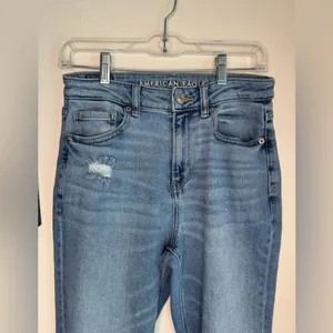 American Eagle Outfitters Straight Leg Mom Jeans thumbnail 3