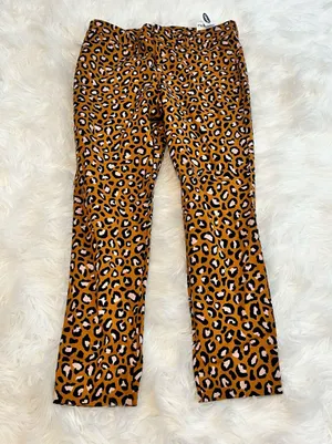Women’s old navy cheetah print pixie pants. New! Size 6 thumbnail 1