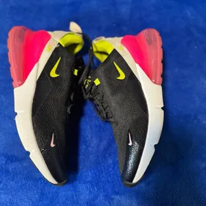Nike Black and Pink Running Shoes thumbnail 3