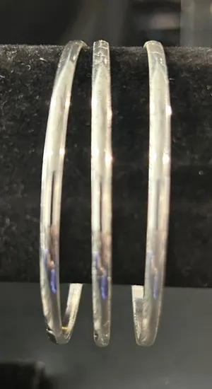 Elegant Silver Bangle Set thumbnail 1