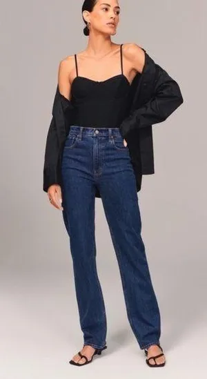 Abercrombie 27/4 The 90's Straight Ultra High Rise Jeans thumbnail 1