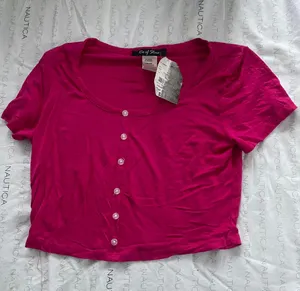 Women Size Medium Crop Top Pink thumbnail 1