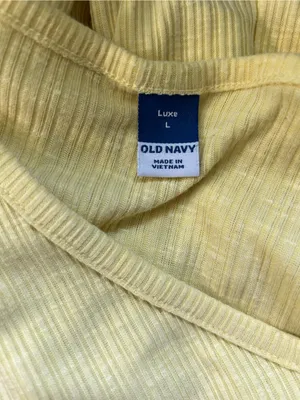 Old Navy Women’s V-Neck Ribbed Short Sleeve Top Light Yellow LG thumbnail 7