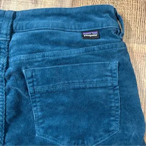 Patagonia Teal Blue Organic Cotton Corduroy Pants Women's 27 Short / 4 Straight thumbnail 7