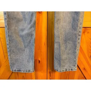 Aeropostale Women’s '90s Baggy Jean size 4 Medium Wash Distressed Stretch (7066) thumbnail 2