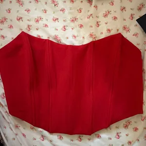White fox 'Patience' corset top - size M! thumbnail 2