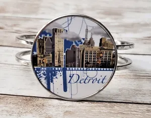 Detroit Hinged Bracelet / Bangle Silver Tone thumbnail 1