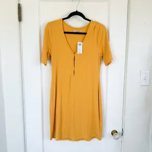 Abercrombie | NWT Triple‎ Keyhole Knit Mini Dress in Yellow Size Large thumbnail 4