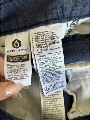 Levi's High Rise Pleated Baggy Trousers thumbnail 10