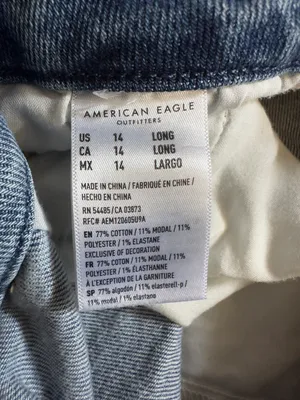 American Eagle Outfitters Mom Jeans thumbnail 3
