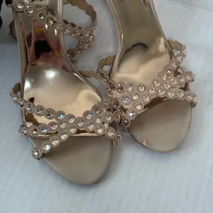 Badgley Mischka Rose Gold Rhinestone Strappy Heels Womens 6 Formal Prom Wedding thumbnail 7