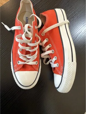 Size 6M / W8 CONVERSE Chuck Taylor ALL STAR Low Top Canvas RED Sneakers Unisex thumbnail 6