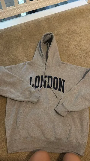 Brandy Melville Hoodie  thumbnail 2